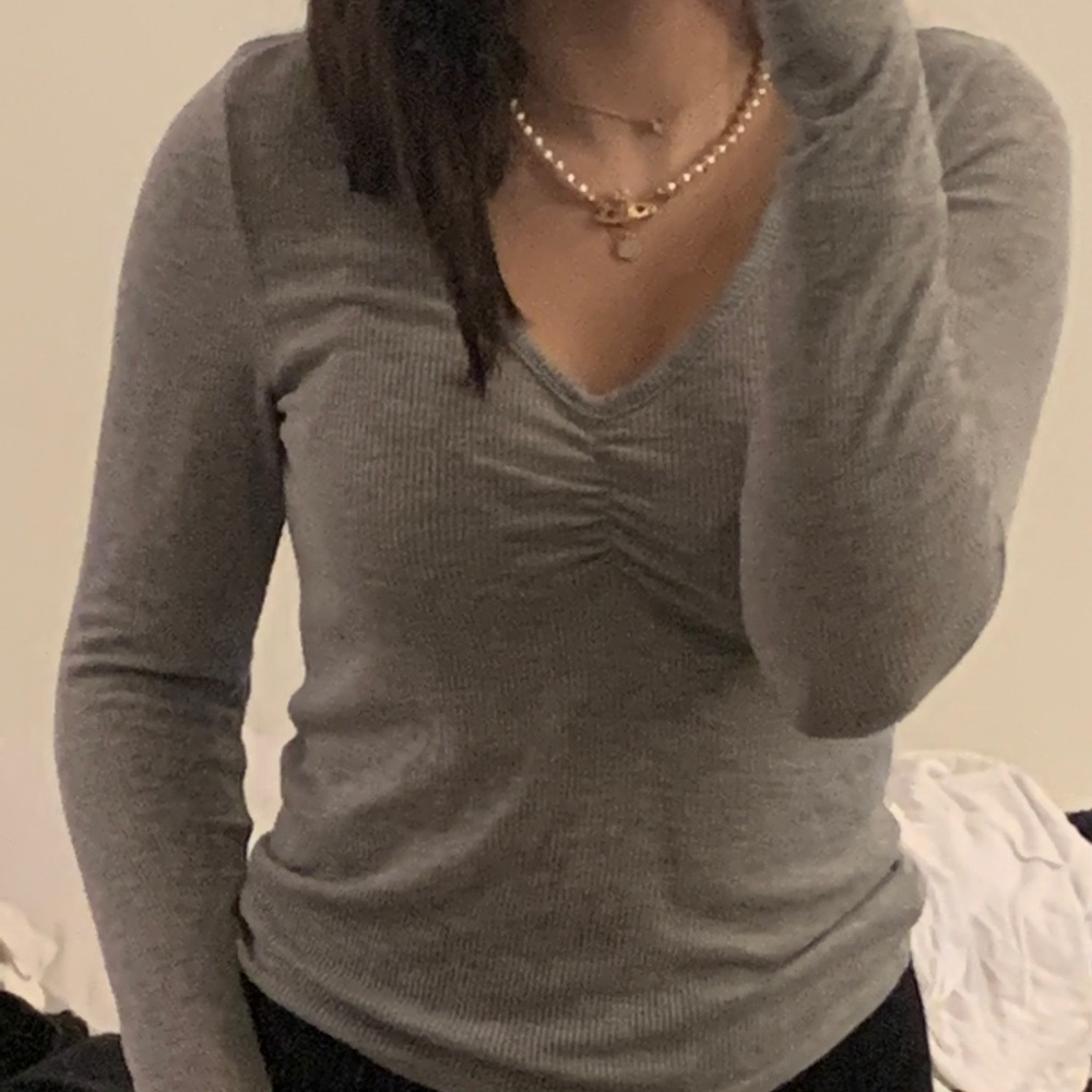 forever 21 gray ruched long sleeve top
